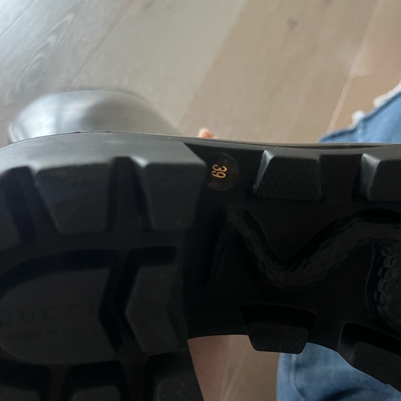 Gucci horse bit rain boots. Run small. - Picture 4 of 5